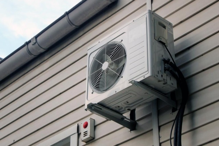 Pourquoi planifier la maintenance climatique régulière à Meisenthal ?